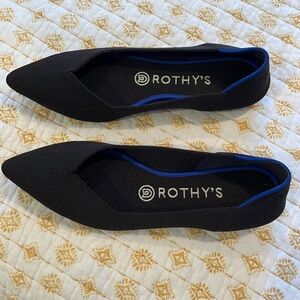 Rothy's Black Pointed-Toe Flats Sleek Minimalist Design